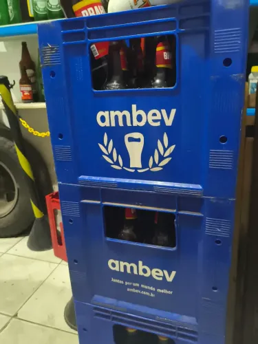    Grade de cerveja litrão de Brahma 