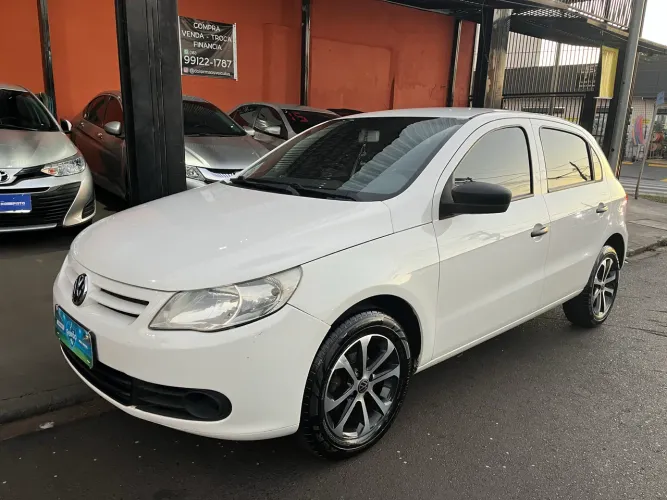 Volkswagen Gol Geração VI City 1.0 8V MI Total Flex 2P 2013