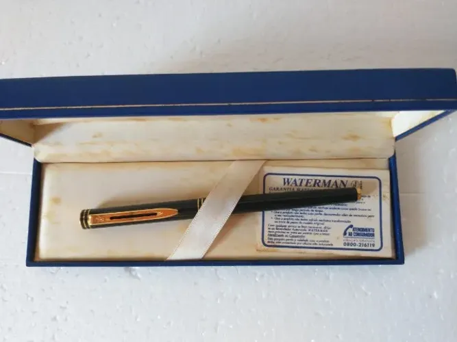 Caneta-tinteiro WATERMAN original Paris ponta 18 K - 750 na embalagem original.