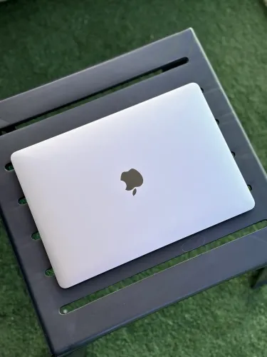Macbook
