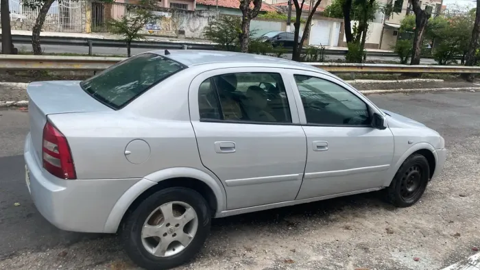Chevrolet Astra Sedan 2.0/ CD 2.0 MPFI 8V 4P Aut. 2003