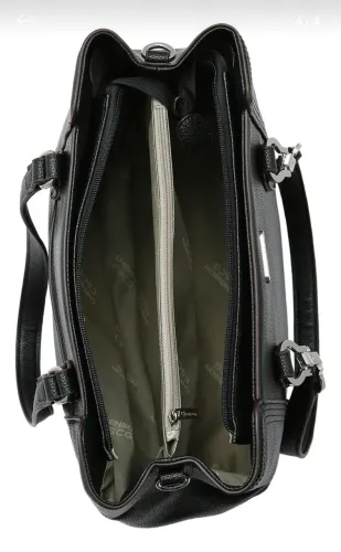 Bolsa ombro e mão 