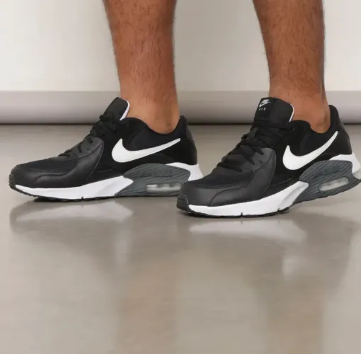Tenis masculino Air max original semi novo 42