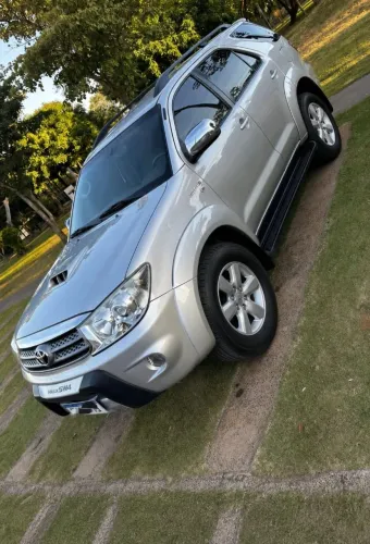 Toyota Hilux SW4 SRV D4-d 4X4 3.0 TDI Dies. AUT 2011