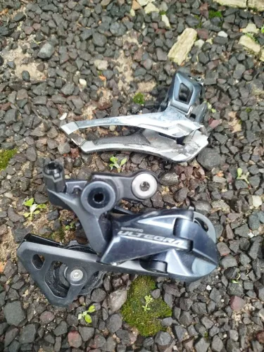 Câmbio Shimano Ultegra 2x11 traseira e dianteiro