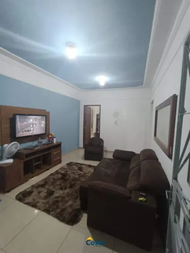 CASA 2 QTS , INDEPENDENTE.