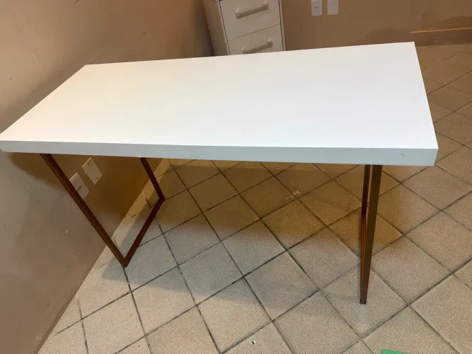 Mesa de escritório mdf