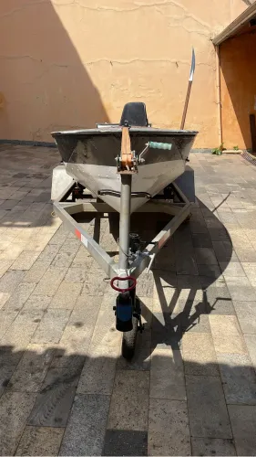 Vendo barco leve fort