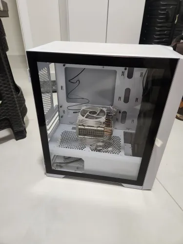 VENDO GABINETE GAMER PICHAU HX550M E CPU COOLER