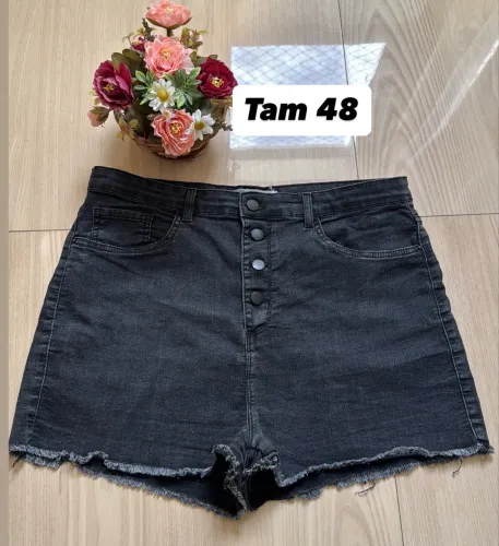 Kit com 2 shorts para o carnaval