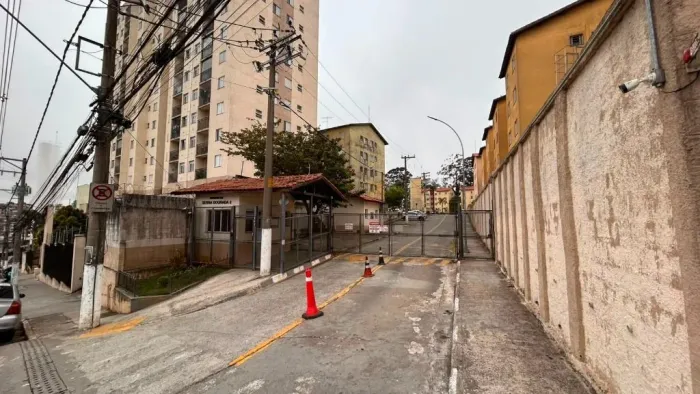 Apartamento com 2 dormitórios para alugar, 52 m² por R$ 1.866,00/mês - Campanário - Diadem