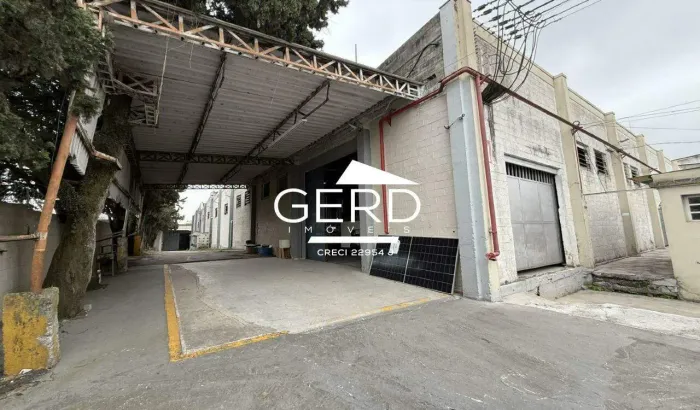 Galpão Industrial à Venda em Osasco com 3.910 m², Doca, Balança Rodoviária e 500 kVA