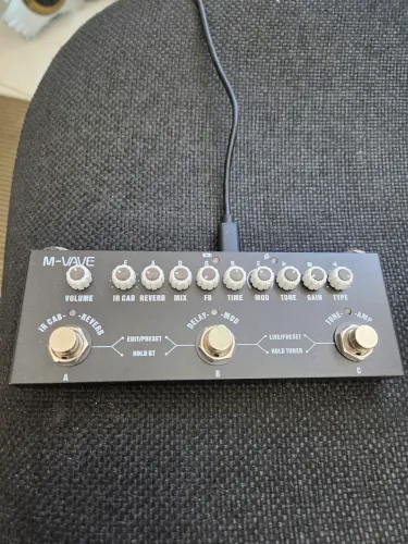 Pedaleira M-Vave guitarra