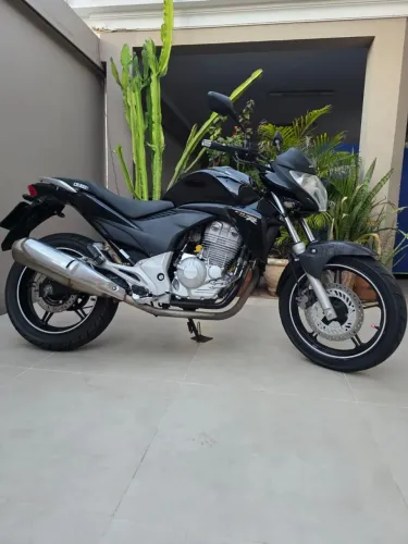 CB 300 R - 2014