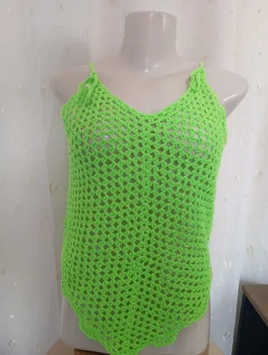 Blusa Regata de crochê