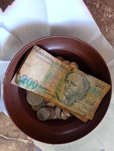 Dinheiro antigo 