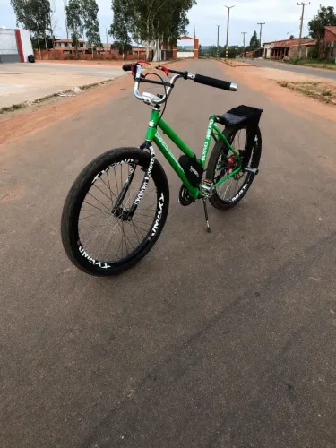 Bike montadinha com tudo novo