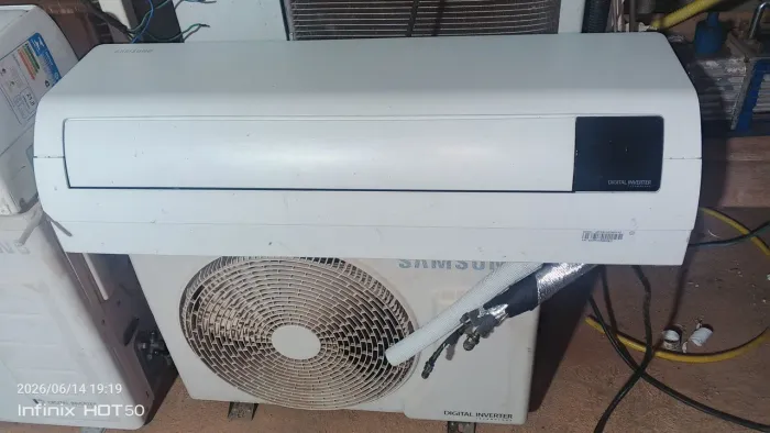 Ar condicionado inverter 12000 BTUs 