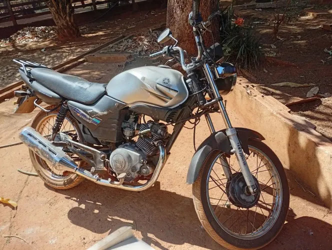 Botinha boa só pegar e usar só tenho até dois