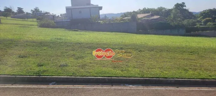 Terreno - Condomínio 7 Lagos