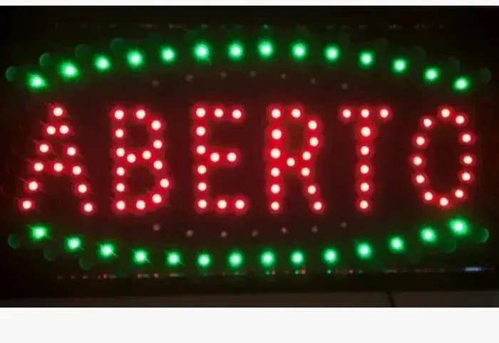 Placa LED aberto 