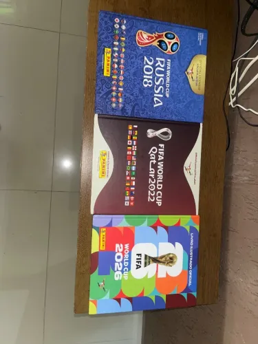 Kit 3 Álbuns Copa Do Mundo Capa Dura (2018, 2022 E 2026) 100% Completos