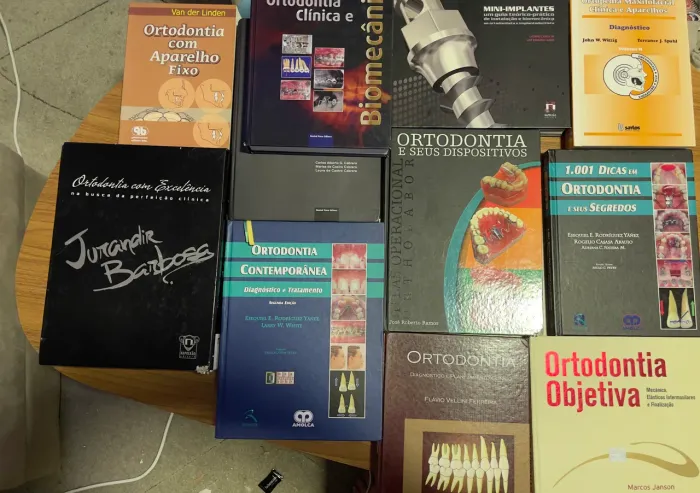 Livros ORTODONTIA