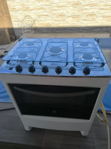 Fogão Electrolux 5 Bocas Usado - Excelente Estado e Funcionando Perfeitamente!