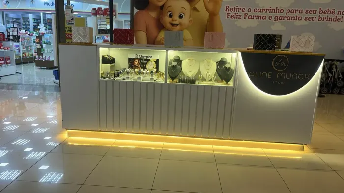 QUIOSQUE PARA SEMIJOIAS, ACESSÓRIOS DE CELULAR, DE CABELO,  MAQUIAGEM,ETC 