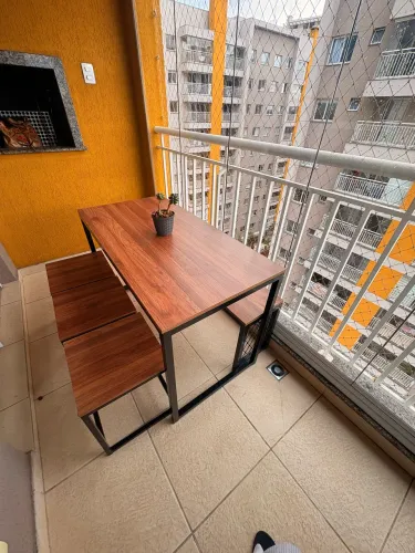 Mesa aço e madeira 6 lugares 