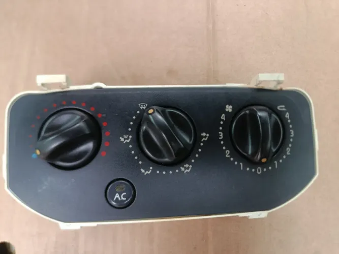 Difusor ar condicionado Clio