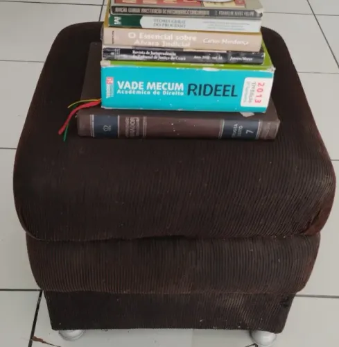 Puff de Luxo e Super Reforçado, e com Tecido em algodão