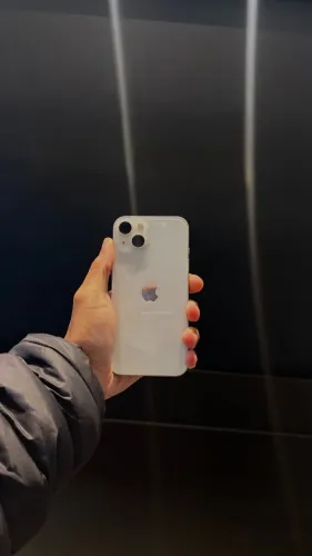 iPhone 13 - 128GB