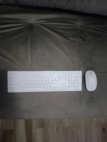 KIT TECLADO E MOUSE WIRELESS HP (USA)
