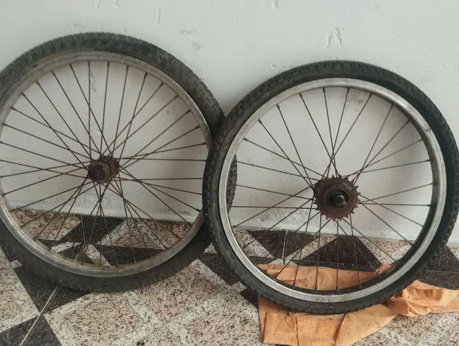 Par de rodas aro 20 de bike