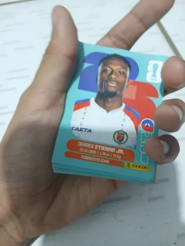 Figurinha da copa do mundo -contem 22-
