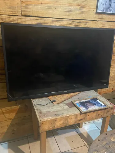 Vendo tv Philco 70 polegadas
