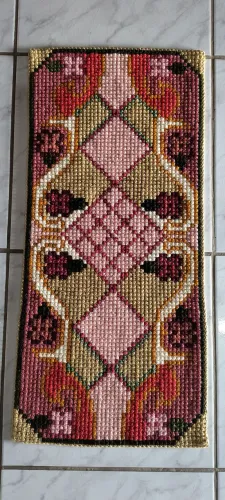 Tapete bordado a mão, tapeçaria 90x48
