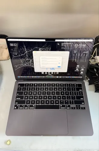MacBook M3