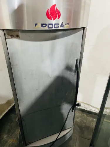 Máquina de frango no estado LER COM ATENÇÃO ANÚNCIO 