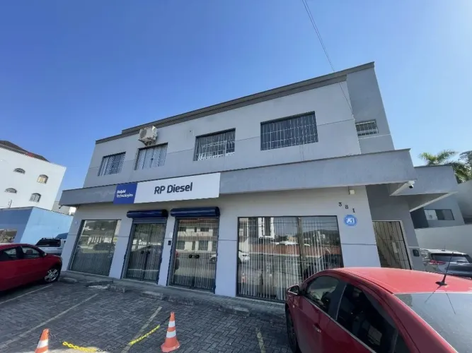 Sala no 01º andar para alugar, 40 m² por R$ 1.200 + taxas/mês - Santo Antônio - Joinville/