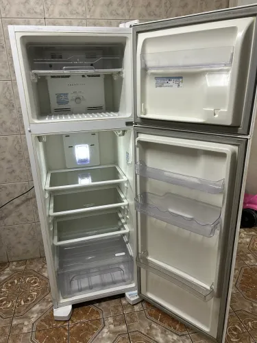 Geladeira Electrolux fros free
