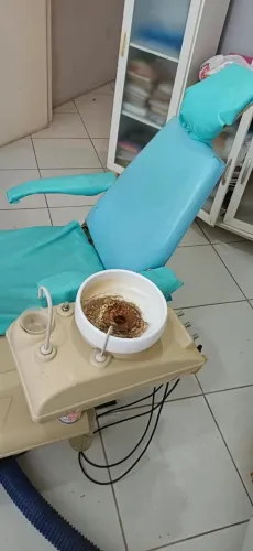 VENDE-SE CADEIRA ODONTOLÓGICA ANTIGA