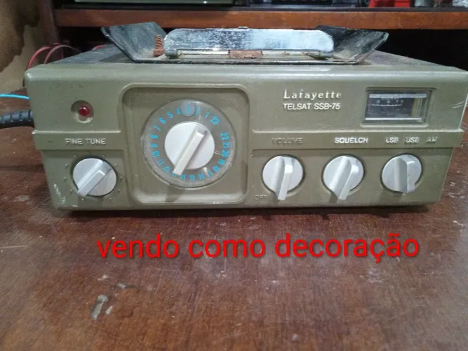 Rádio antigo comunicador Lafayette ssb 75