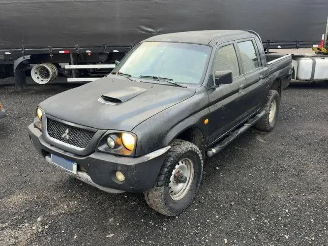 Mitsubishi L200 GL 2.5 4X4 CD Diesel 2008
