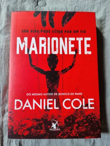 Marionete - livro