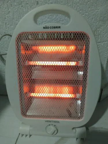 Vendo aquecedor portatil 220 W