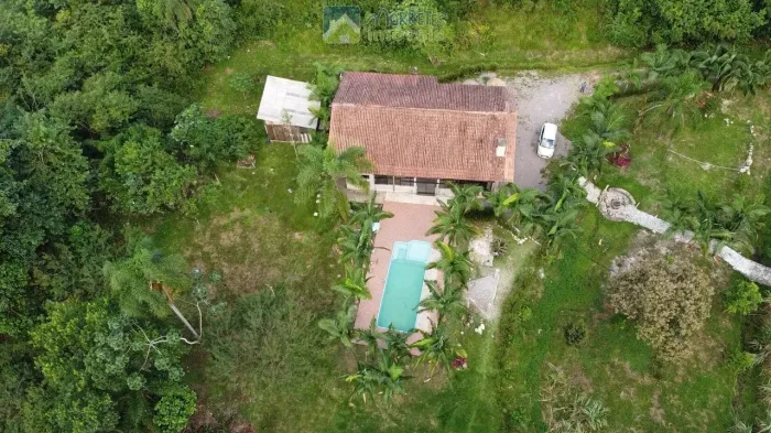 Chácara Pousada a Venda no Bairro Alto com 20.528,00m² com 6 quartos e 4 banheiros em Anto