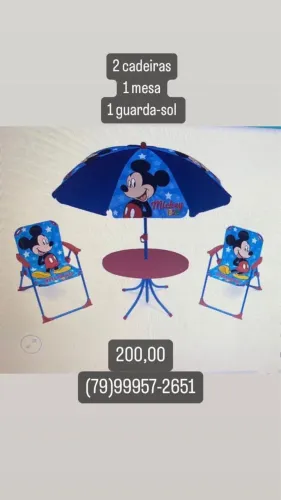Mesa e cadeiras de praia infantil