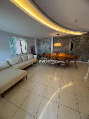 Imóvel para aluguel tem 180 m2 com 4 quartos em Cavaleiros - Macaé - RJ